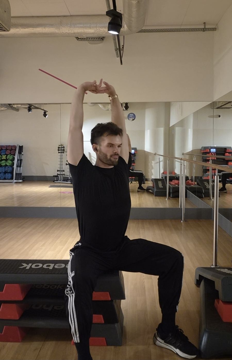 Rozciąganie po treningu — kiedy pomaga, a kiedy tylko zabiera czas